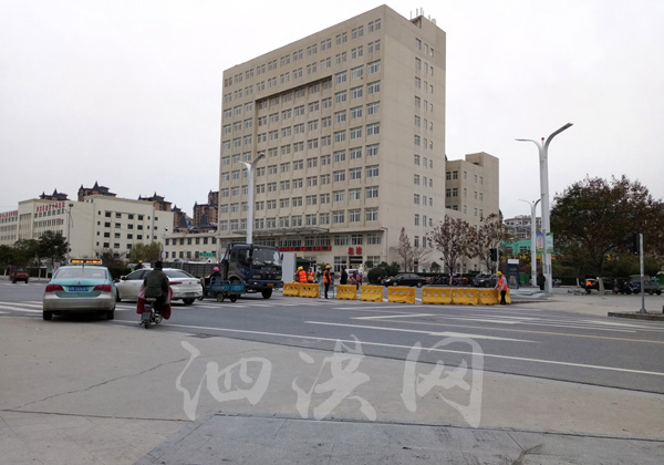 泗洪青阳路改造富园景都段开始封路