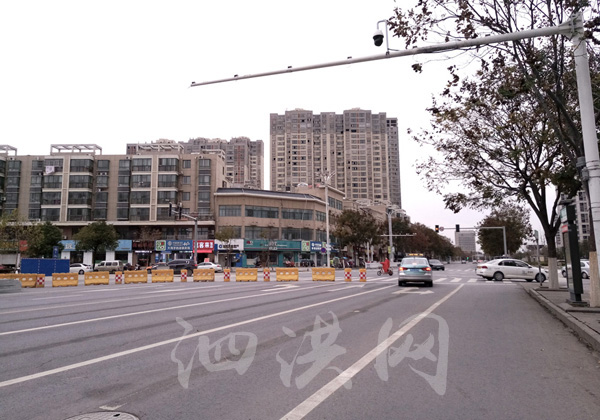 泗洪青阳路改造富园景都段开始封路