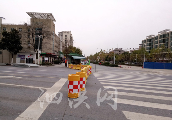 泗洪青阳路改造富园景都段开始封路
