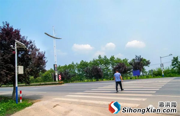 智能斑马线亮相泗洪 使用8个月0事故
