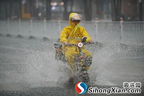 论窃饭者与强奸犯:公平正义是吃瓜群众对法治的最高期待